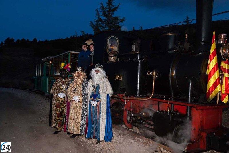 Los Reyes Magos de Oriente llegarán a Utrillas (Teruel) el viernes en una histórica locomotora de vapor del siglo XIX