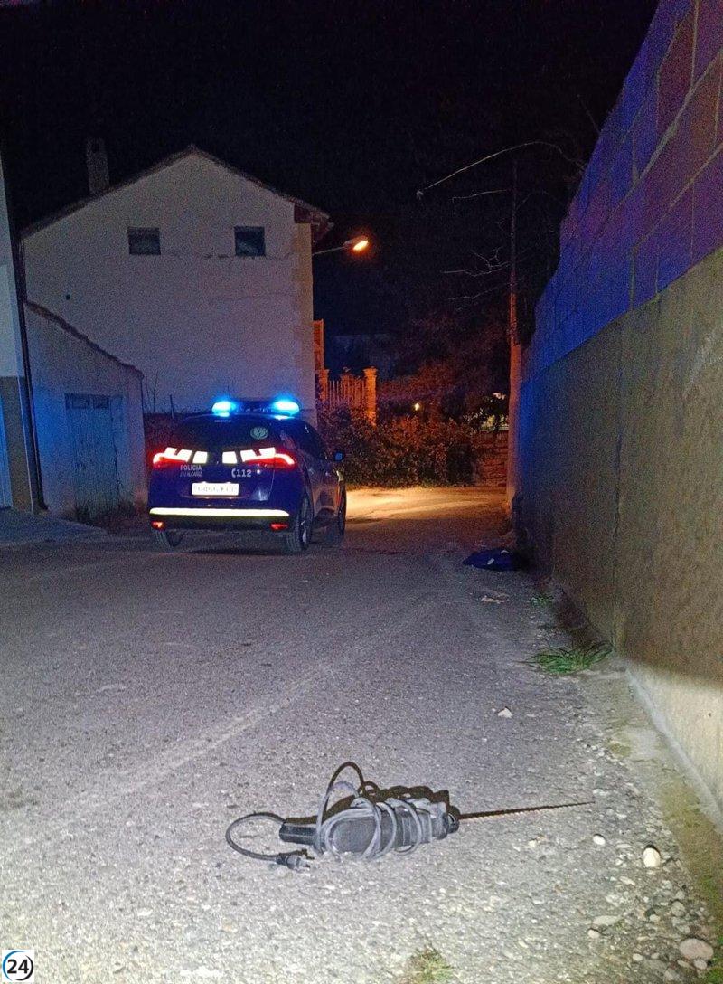 Detenido hombre acusado de robo en Alcañiz, intentando escapar por el río Guadalope.