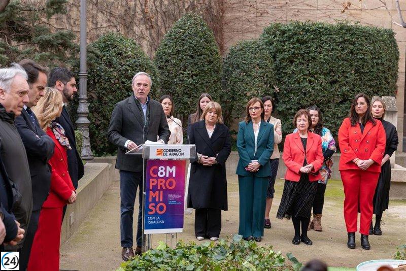 Azcón aboga por la igualdad real y anuncia la creación de una guardia psicológica para atención inmediata.