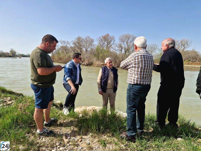 Visita de Samper a la ribera: Prioridad a las personas antes que a la tierra y el medio ambiente.