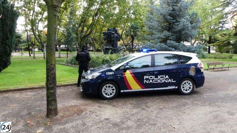 Operación policial desmantela red de narcotráfico en vivienda de Teruel, arrestadas 5 personas.