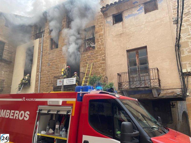 Trágico incendio en La Fresneda cobra una vida: Bomberos de la DPT en acción
