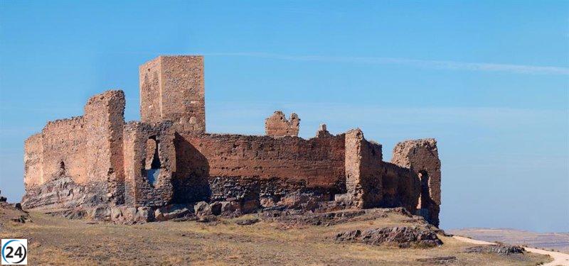 La nueva visita guiada por Trasmoz y su castillo destaca la presencia de brujas, Bécquer y una maldición.