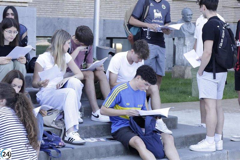 Más de mil estudiantes iniciarán la EvAU el próximo martes.