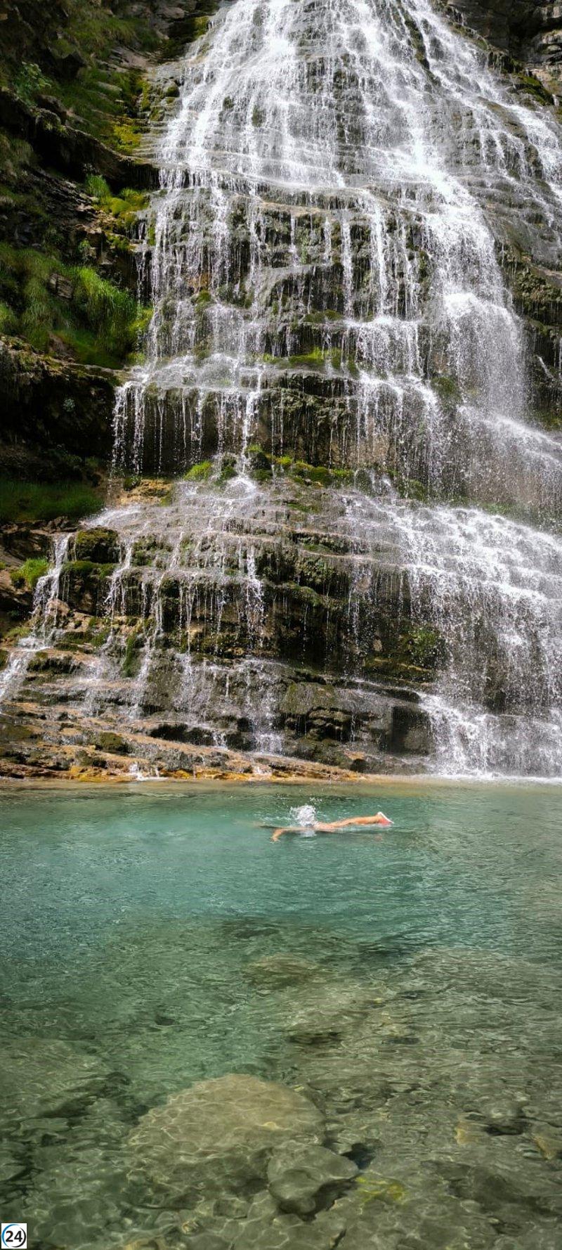 Instagramer denunciada por bañarse en pozas del Parque Nacional de Ordesa con perros sueltos