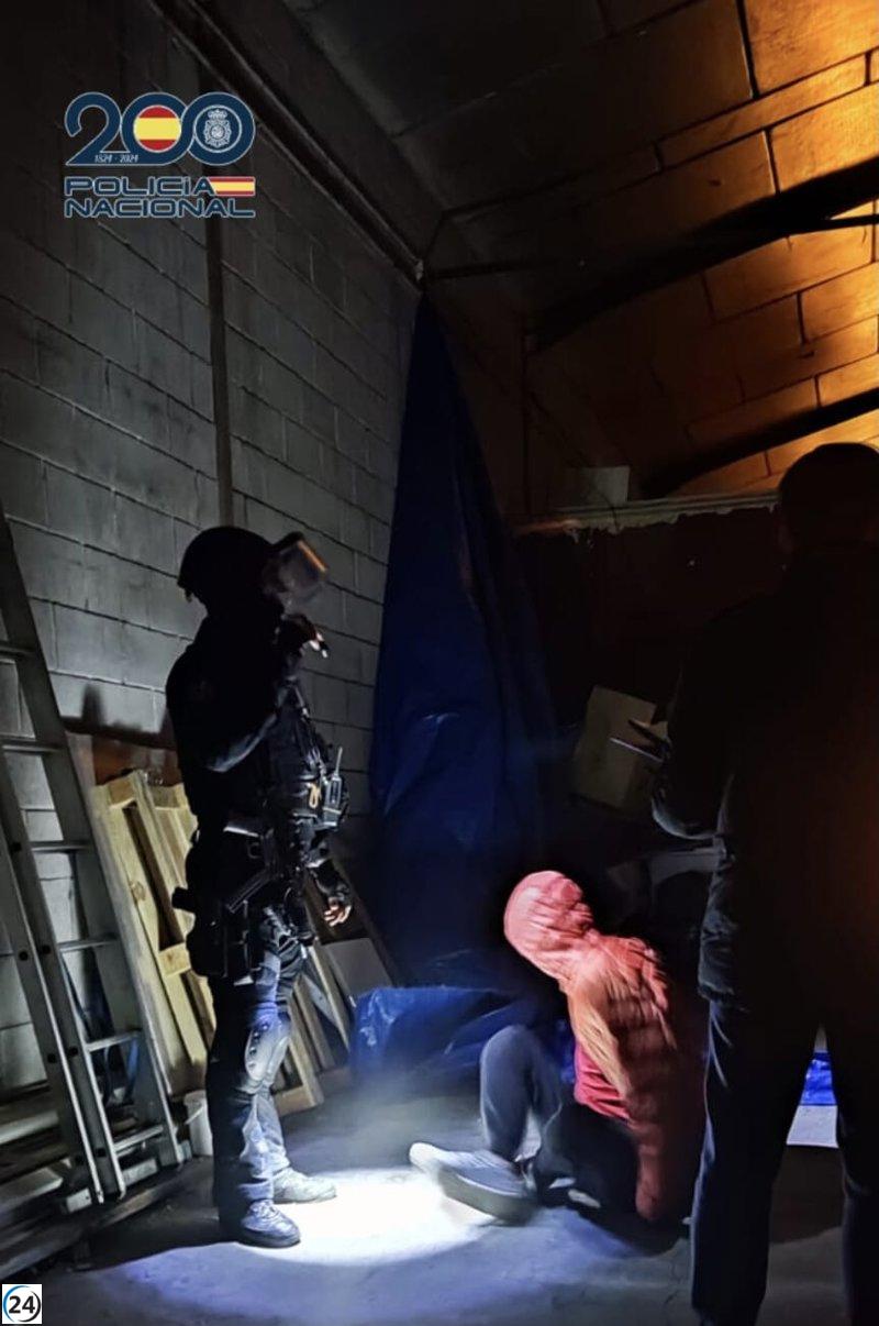 Detenidos en Cuarte dos hombres por tráfico de drogas y robo de electricidad.