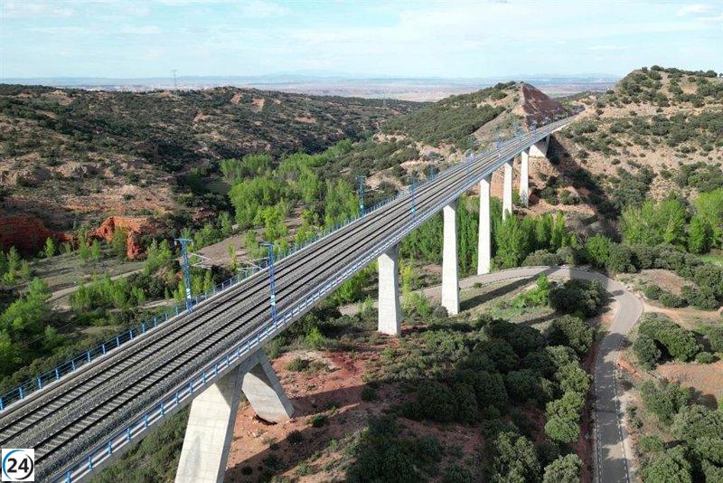 Transportes invierte 6,7 millones en reforzar la línea de alta velocidad en Zaragoza por lluvias intensas.