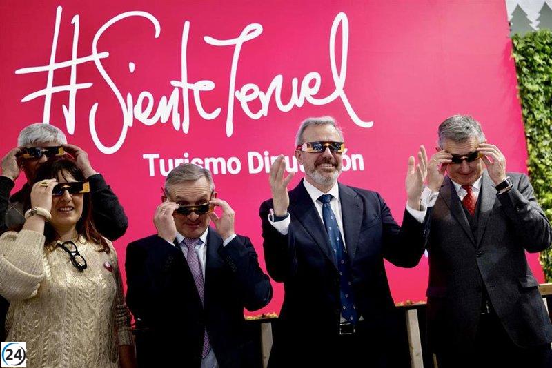 Azcón subraya el crecimiento del turismo internacional en Aragón y planes para impulsarlo en 2025.