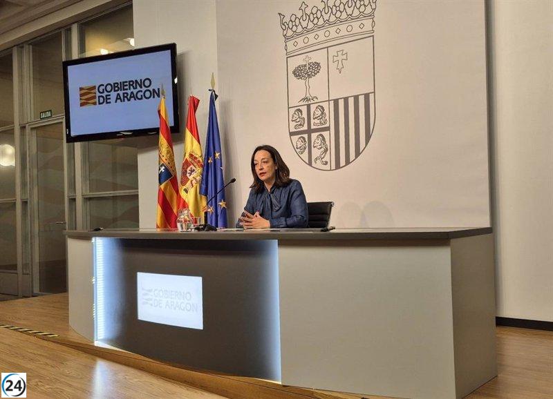 Susín interroga a Beltrán sobre el número y paradero de migrantes canarios en la Base de Zaragoza.