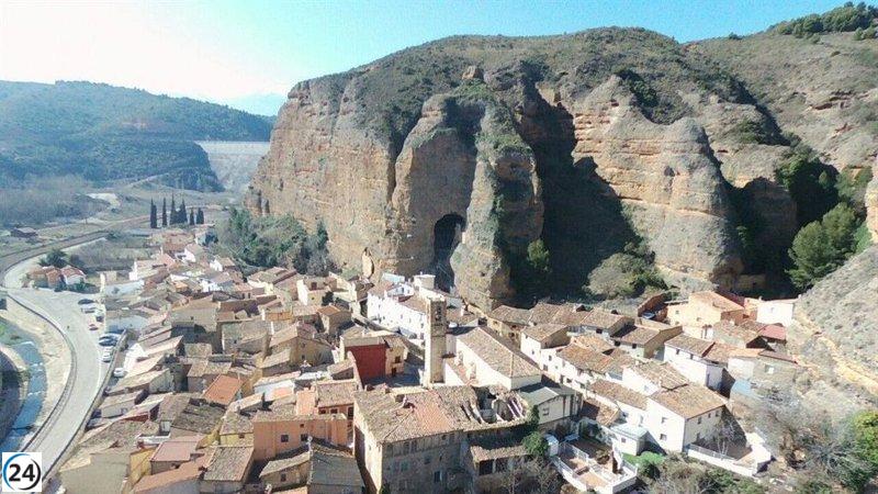 El Ayuntamiento de Los Fayos planea edificar viviendas para atender la creciente demanda de alojamiento.