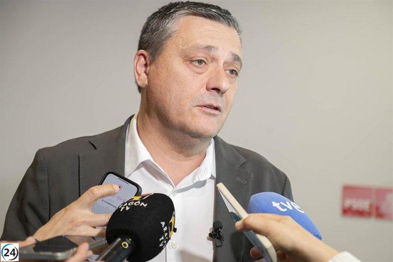 Sabés (PSOE) critica a Azcón por desviar la atención de su mala gestión atacando al PSOE y al gobierno central.