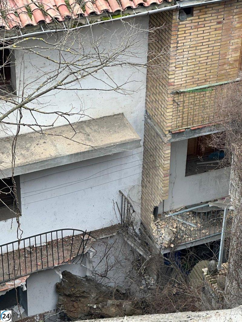 Aínsa clama por intervención inmediata de la DPH tras el deslizamiento que afecta el acceso a su villa histórica.