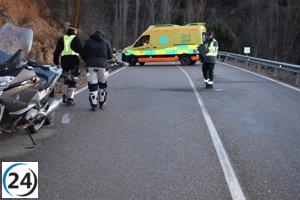 Graves accidentes de moto en Monterde de Albarracín dejan un herido crítico y dos leves.
