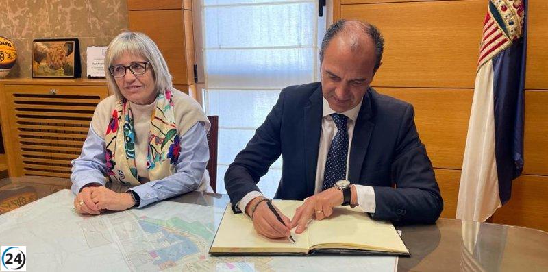 El consejero de Sanidad de Aragón asegura que la huelga del lunes será evitada.