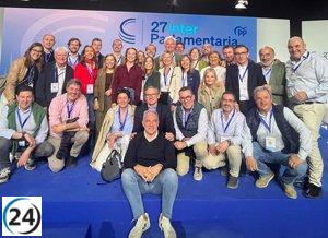 Ledesma (PP) resalta en Sevilla los logros del Gobierno Azcón en la transformación de Aragón.