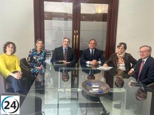La DPT acepta una donación de arte de los años 80 para inauguración del nuevo Museo Provincial en Cretas.