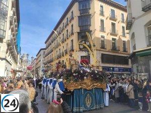 Nueve cofradías celebran en Zaragoza el Domingo de Ramos con la llegada de Jesús a Jerusalén.