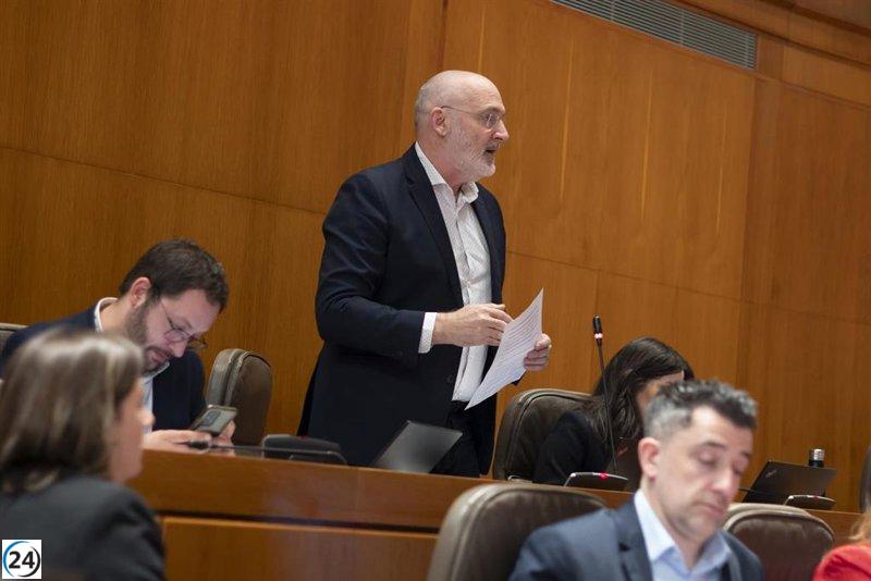 Burrell (PSOE) denuncia que las modificaciones en Educación crean desigualdades entre familias.