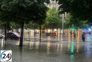 Intensas lluvias inundan las calles de Tarazona.