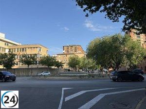 PSOE condena a la alcaldesa de Huesca por atrasar la reforma de la plaza Luis Buñuel.