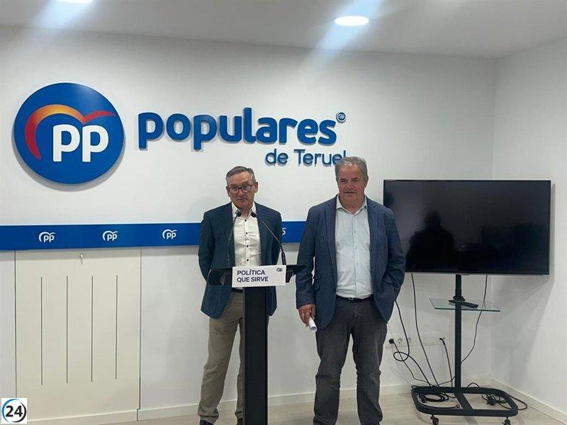Joaquín Juste (PP) critica al PSOE en Teruel como un apéndice de Sánchez.