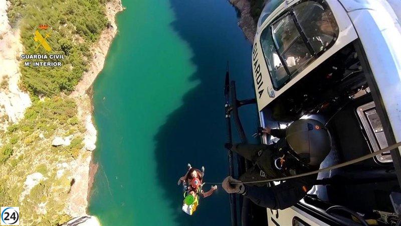 Helicóptero rescata a senderista con lesiones leves en Montfalcó (Huesca)