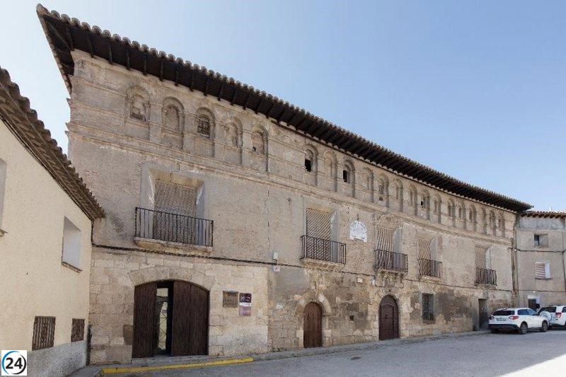 Inician la restauración total del Palacio de los Barones de Valdeolivos en Fonz, Huesca.