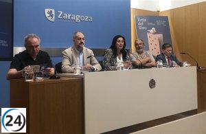Zaragoza celebra su Feria del Libro en el Parque Grande con 75 casetas y la participación de 400 escritores.
