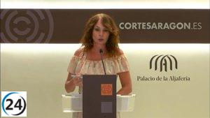 El PSOE exige la renuncia de Carmen Herrarte tras sus polémicos comentarios en redes sociales.