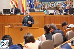 Azcón respalda a Herrarte y evoca el escándalo de 'Tito Berni'.