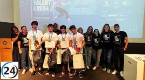 Centro San Valero organiza la segunda edición de 'AWS Tech Talent Arena' junto a Caixabank Dualiza y Amazon.