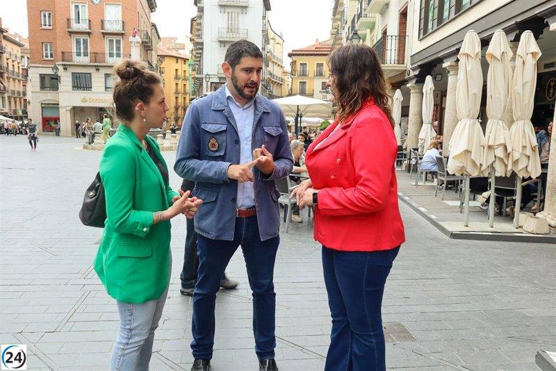 Vox lamenta la eliminación de paradas de autobús en Teruel y cuestiona la capacidad de Puente para moverse sin ellas.