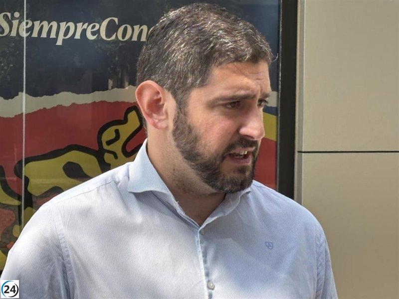 Nolasco de Vox arremete contra el PP por su colaboración en la Conferencia de Presidentes, acusándolo de respaldar al PSOE.