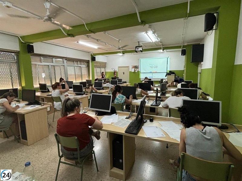 Casi 10,000 candidatos compiten en oposiciones de Secundaria en Aragón este sábado.