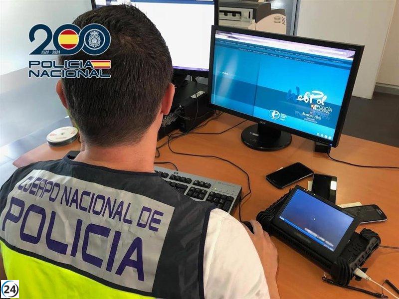 Cuatro arrestados por fraude telefónico y lavado de dinero.