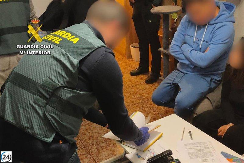 La Guardia Civil desmantela en Huesca y Madrid una peligrosa red de trata de personas.