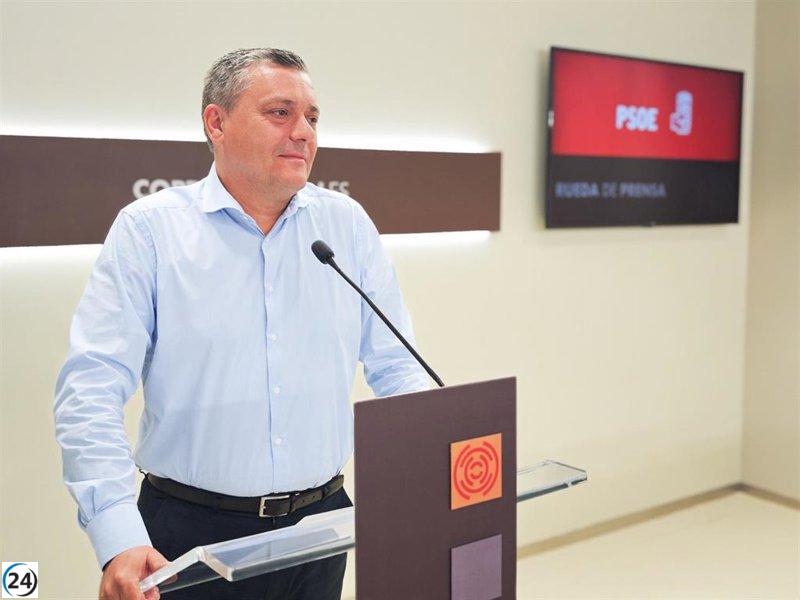 PSOE exige a Azcón que mantenga la misma transparencia en sus viajes que el partido.