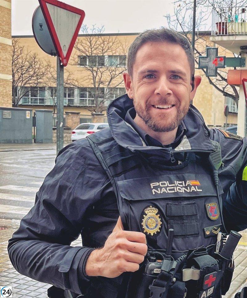 Agente de policía en Aragón salva a un joven de ahogarse en puerto tarraconense.