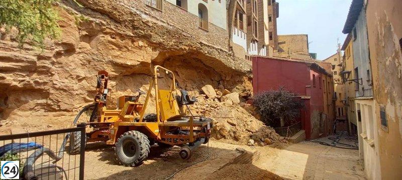 Tarazona inicia las reformas de las Casas Colgadas tras el derrumbe ocasionado por la DANA.