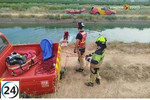 Tragedia en Castillonroy: Un anciano pierde la vida tras volcar su furgoneta en un canal.