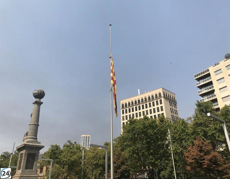 Banderas en Aragón a media asta por el fallecimiento de Lambán.