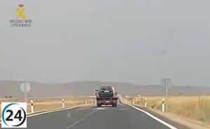 Conductor de grúa arrestado en Teruel por superar hasta siete veces el límite de alcoholemia en dos días.