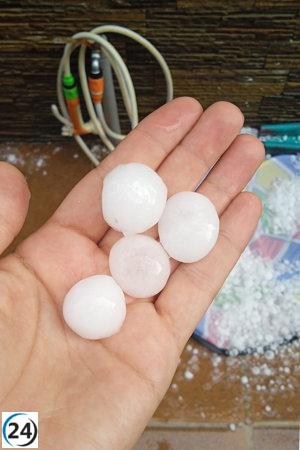 Aemet advierte de tormentas y granizo en Gúdar, Maestrazgo y Bajo Aragón este lunes.