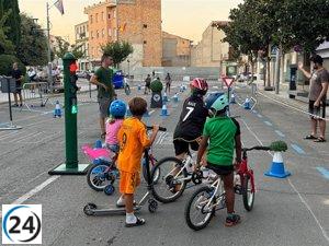 Binéfar se llena de bicicletas, patinetes y caminantes en su fin de semana de movilidad ecológica.