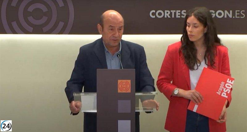 El PSOE demanda reactivar la Ley de Memoria de Aragón, alegando que su anulación trivializa el franquismo.