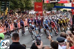 Zaragoza brilla en la llegada al sprint de la Vuelta, donde Philipsen se coronó como el más veloz.