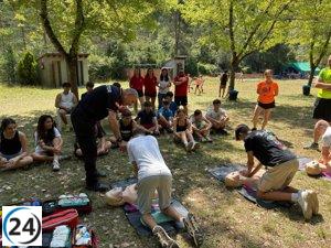 Más de 27,000 jóvenes participan en 434 campamentos veraniegos en tres provincias.