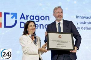 Robles destaca el Hub de Defensa de Aragón como un hito para una sociedad más justa y libre.