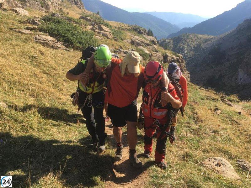 Catorce rescates de la Guardia Civil cierran el verano en los Pirineos aragoneses.