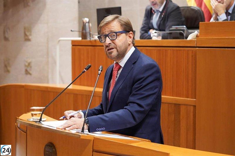 Ledesma critica a Pilar Alegría por su desinterés hacia Aragón y su lealtad a Sánchez.